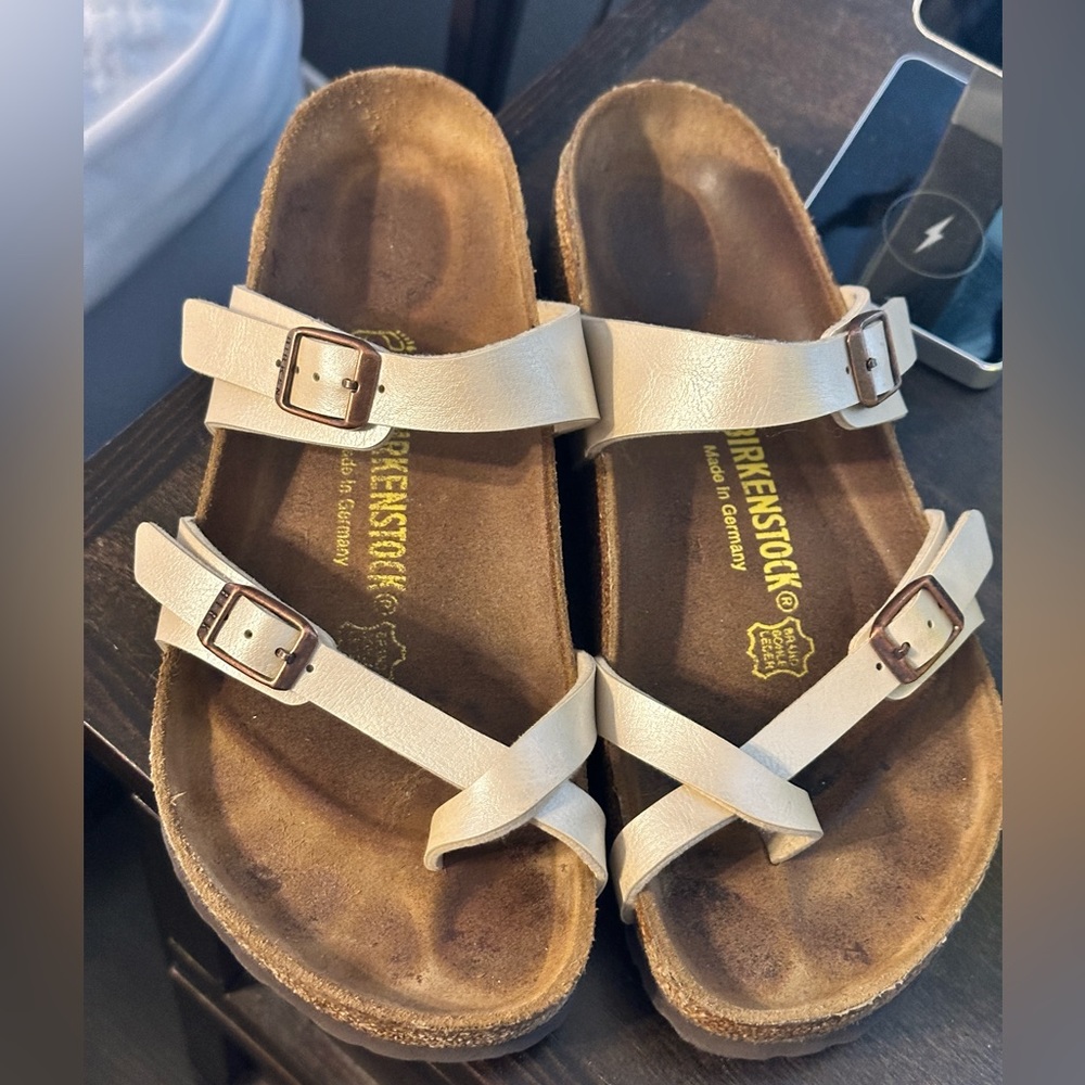 Birkenstock Mayari.  Pearl cream color.